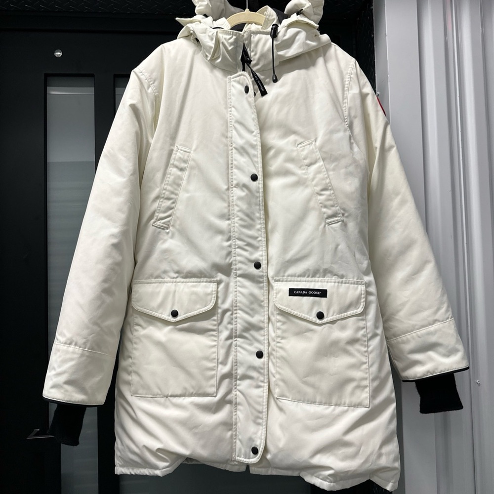 CANADA GOOSE Trillium Down Parka Size XXL